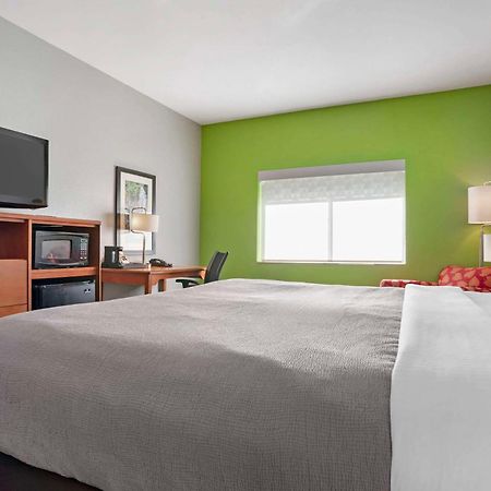 Quality Inn & Suites Birmingham - Highway 280 Kültér fotó