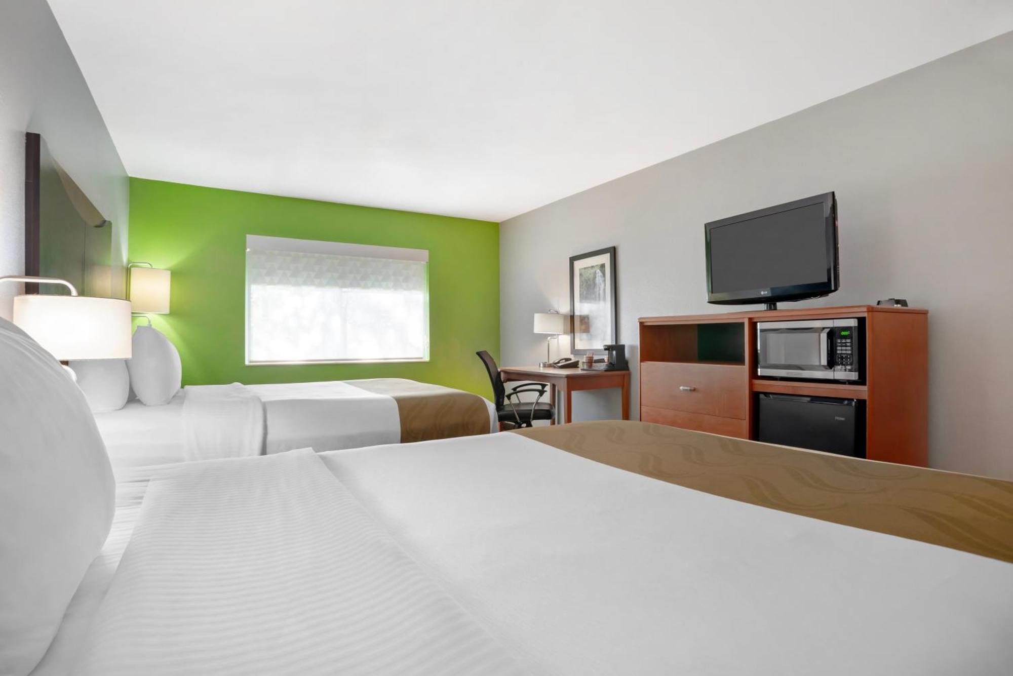 Quality Inn & Suites Birmingham - Highway 280 Kültér fotó
